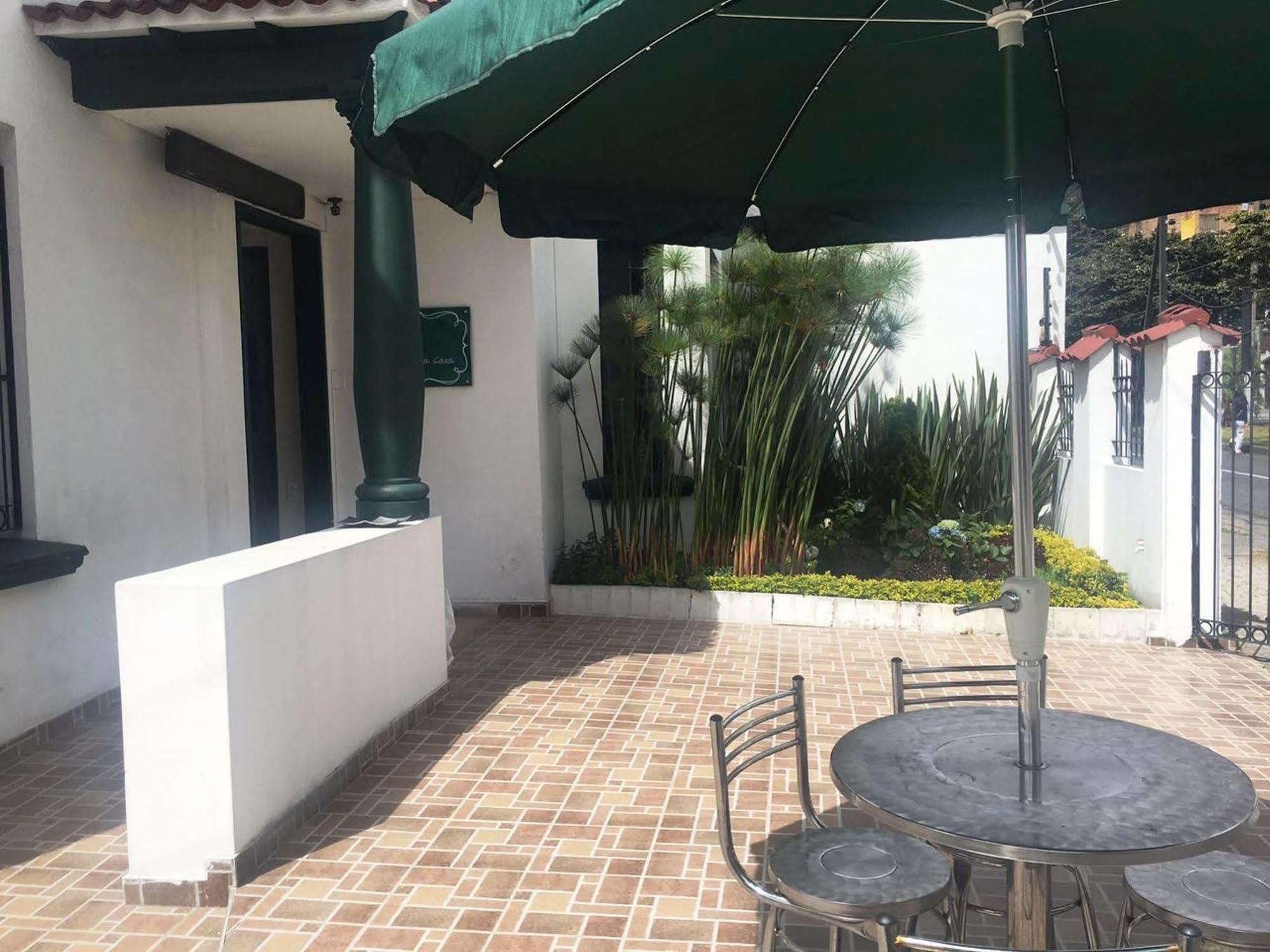 Ayenda La Tua Casa Hotel Bogota Luaran gambar